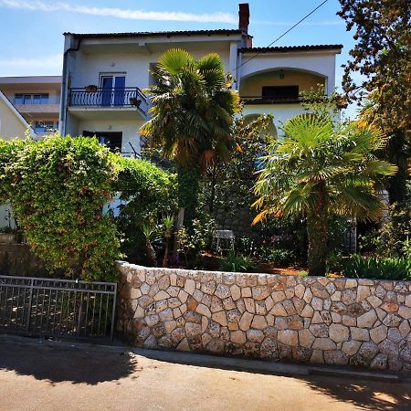 Apartment Dasek Ii, Njivice Eksteriør bilde